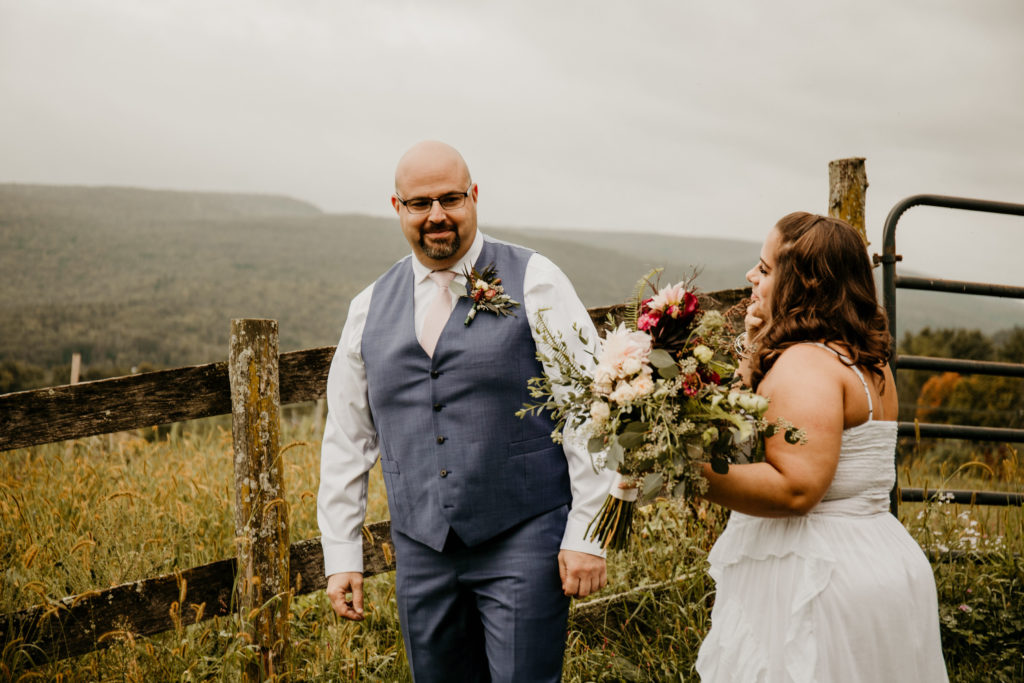 First look at hudson valley wedding,